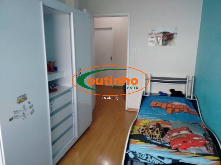 Casa à venda com 4 quartos, 180m² - Foto 12