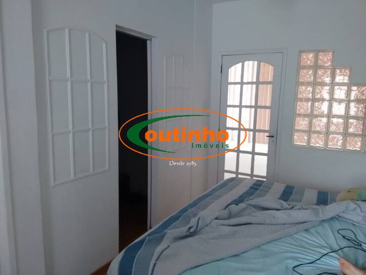 Casa à venda com 4 quartos, 180m² - Foto 13