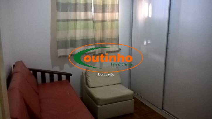 Apartamento à venda com 2 quartos, 70m² - Foto 11