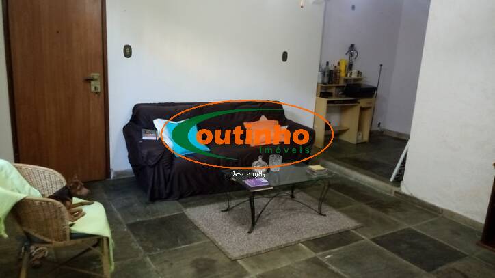 Apartamento à venda com 3 quartos, 100m² - Foto 1