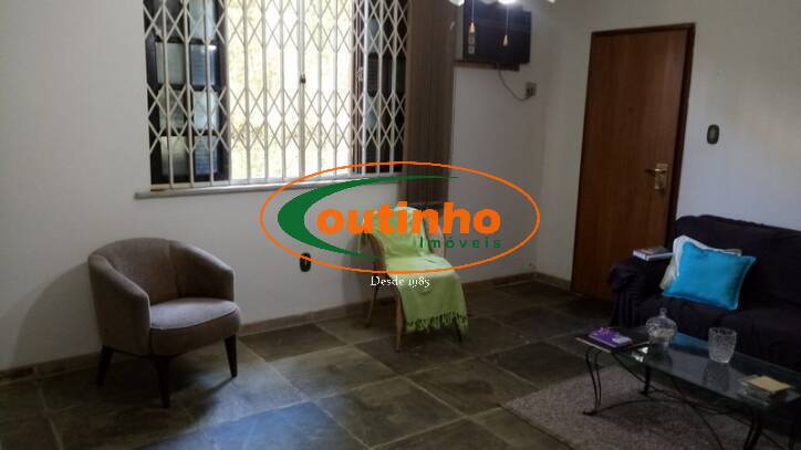 Apartamento à venda com 3 quartos, 100m² - Foto 2