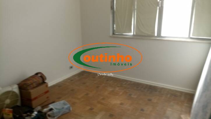 Apartamento à venda com 3 quartos, 96m² - Foto 9