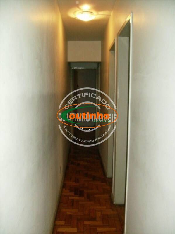 Apartamento à venda com 3 quartos, 80m² - Foto 3