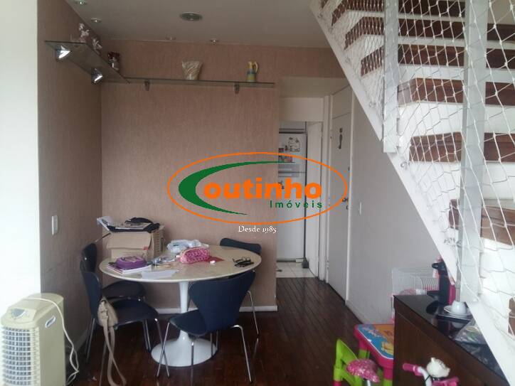 Apartamento à venda com 2 quartos, 80m² - Foto 5