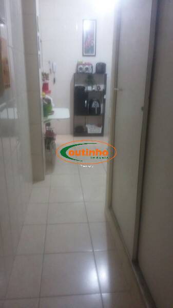 Apartamento à venda com 3 quartos, 110m² - Foto 11