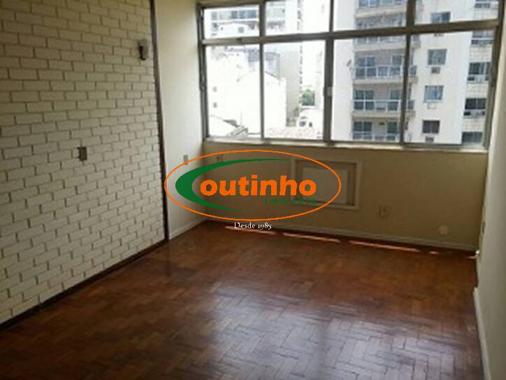 Apartamento à venda com 2 quartos, 68m² - Foto 1