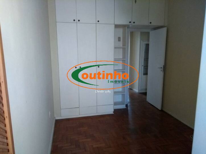 Apartamento à venda com 2 quartos, 68m² - Foto 5