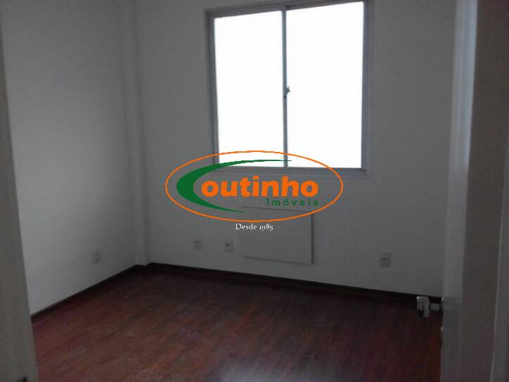 Apartamento à venda com 2 quartos, 80m² - Foto 4