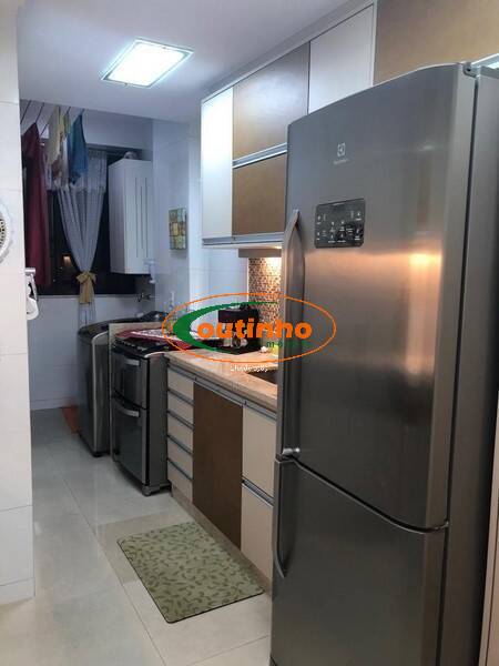 Apartamento à venda com 2 quartos, 90m² - Foto 13