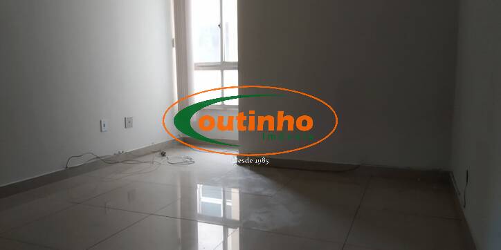 Apartamento à venda com 2 quartos, 62m² - Foto 2