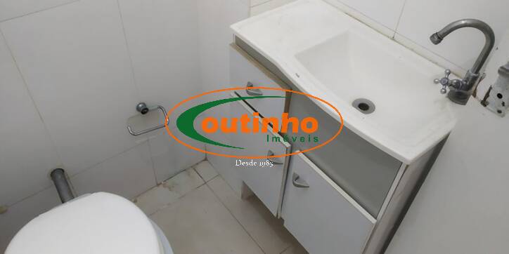 Apartamento à venda com 2 quartos, 62m² - Foto 9